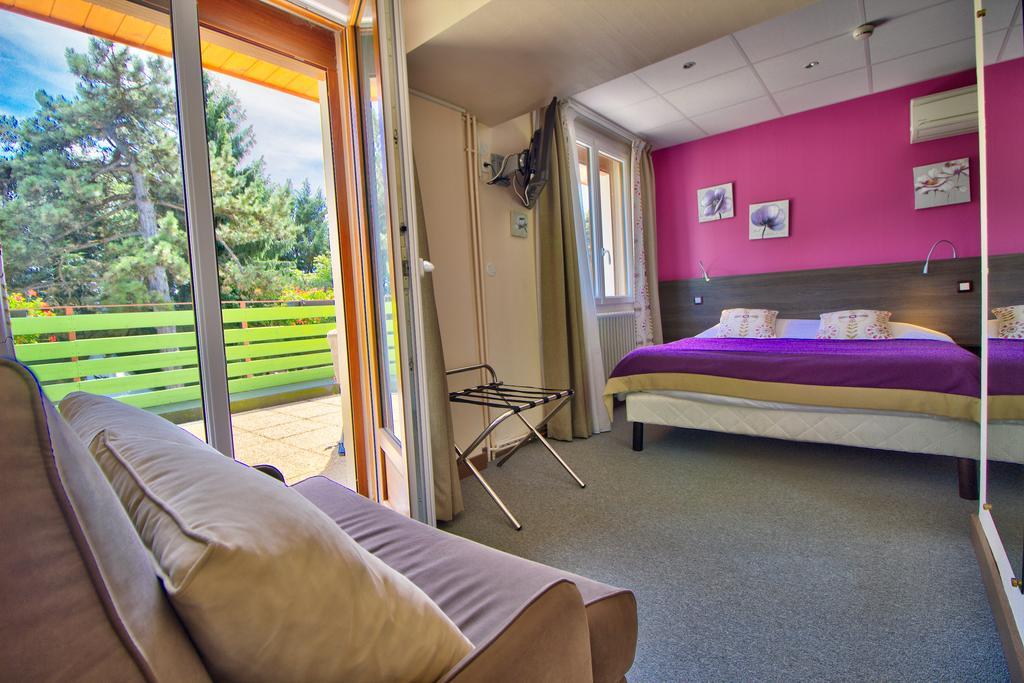Logis Hotel Restaurant Le Chalet Du Mont Roland Sampans Dış mekan fotoğraf
