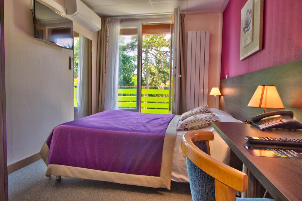 Logis Hotel Restaurant Le Chalet Du Mont Roland Sampans Dış mekan fotoğraf
