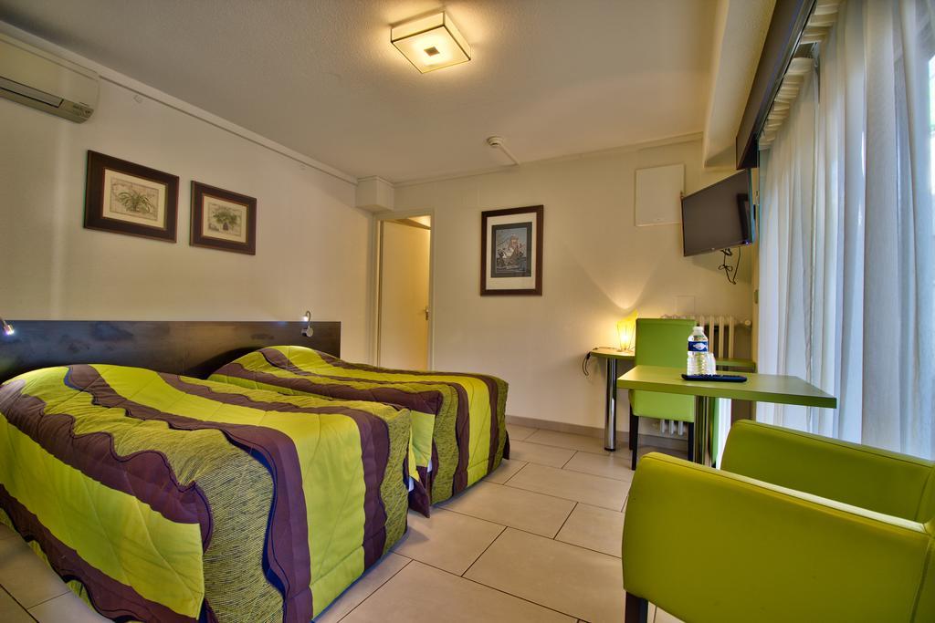 Logis Hotel Restaurant Le Chalet Du Mont Roland Sampans Dış mekan fotoğraf